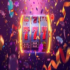 Sảnh game 7m livescore với slot online và live casino trên màn hình điện thoại